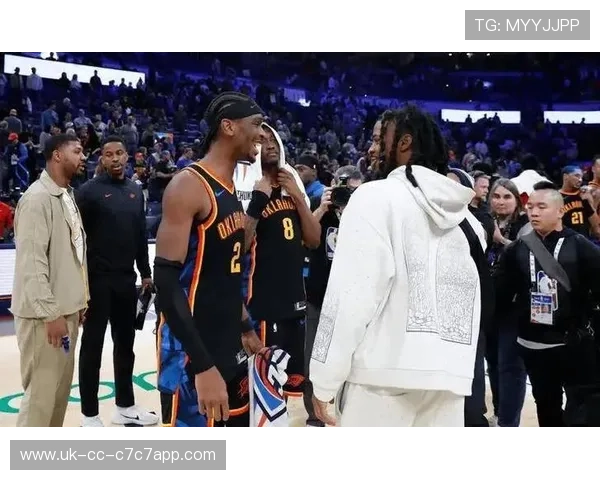 NBA球星与足球球星的完美对比与交集分析 NBA球星与足球球星的完美对比与交集分析