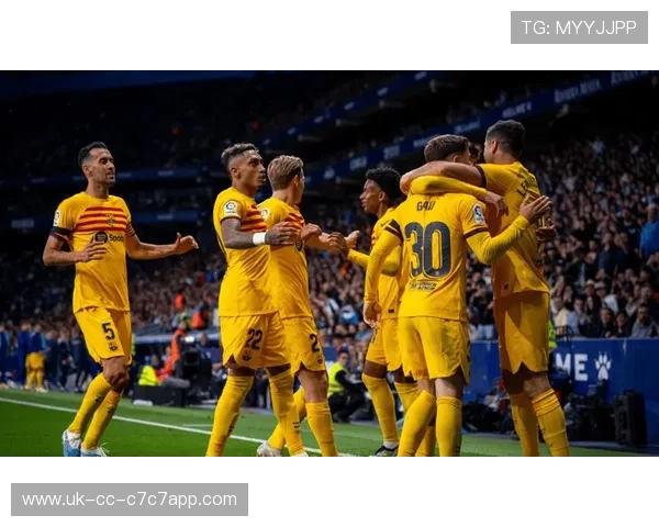 高清足球球星精彩比赛瞬间全程记录震撼画面尽显绿茵场激情 高清足球球星精彩比赛瞬间全程记录震撼画面尽显绿茵场激情